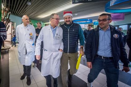 Matteo Salvini in visita all'ospedale dei bambini  3