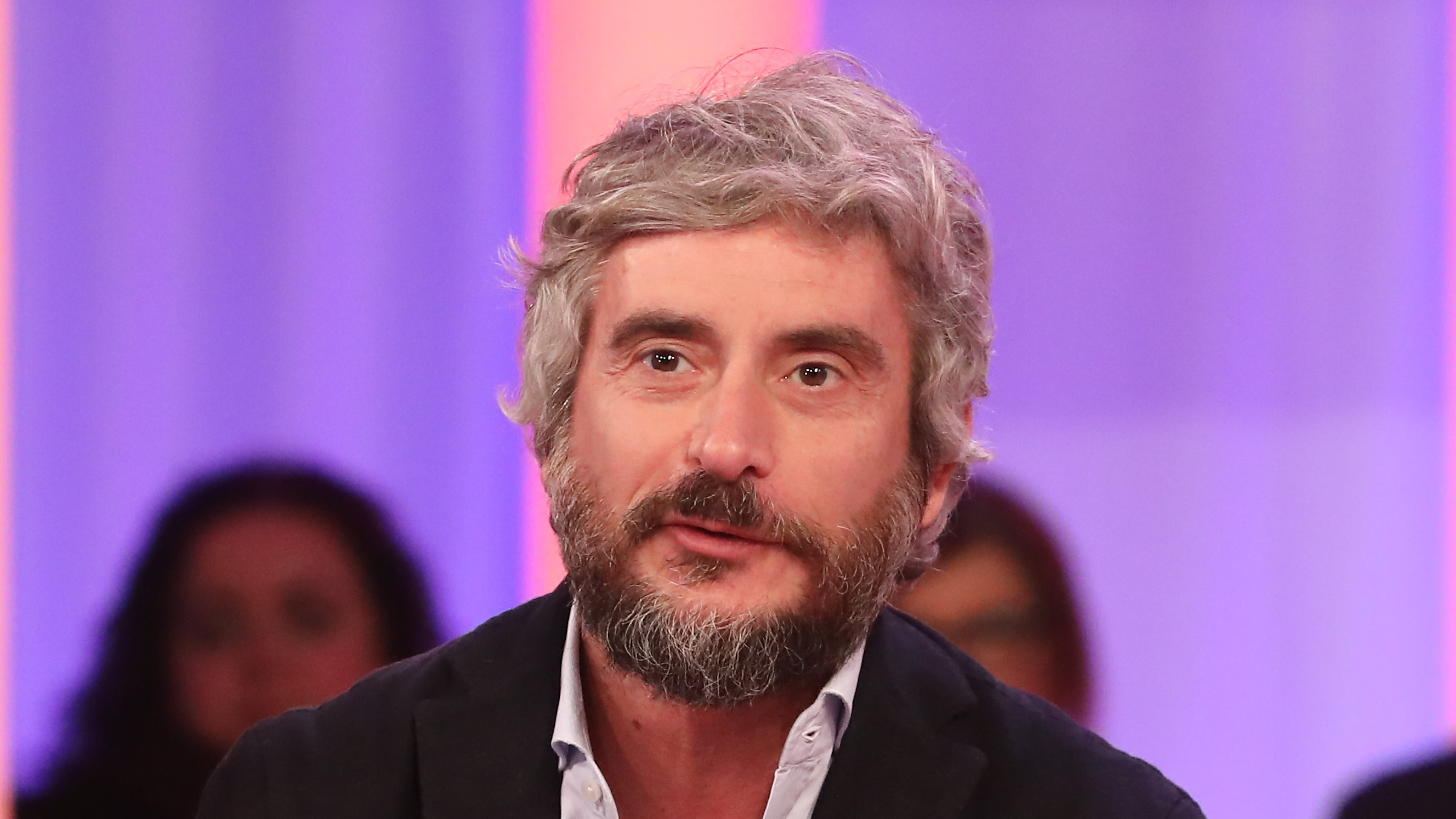 Il vignettista Osho: "Come la Meloni e il Papa hanno 'asfaltato' il politicamente corretto"