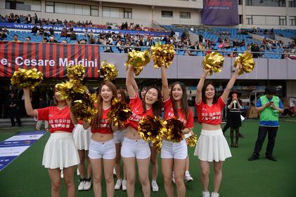 Il "Legend team" italiano porta il calcio in Cina 5