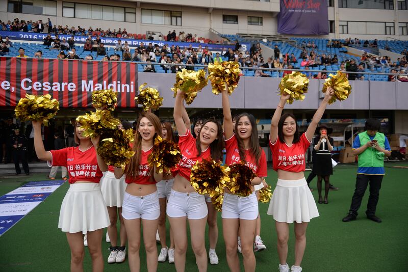 Il "Legend team" italiano porta il calcio in Cina 5