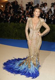 Met Gala 2017, i look più sexy 30