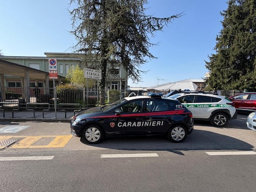 Trescore Balneario, studente accoltella l'insegnante