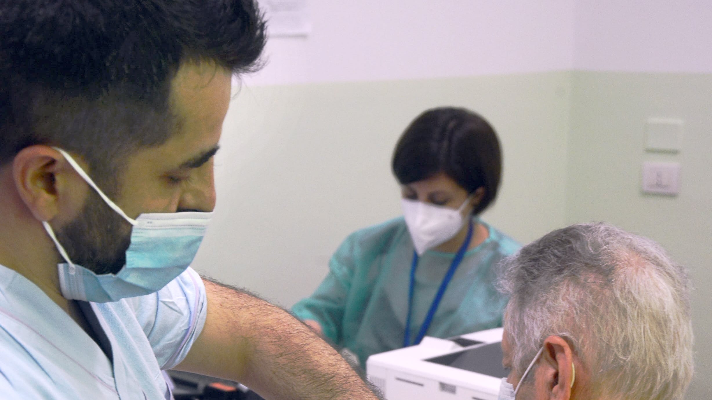 "Vaccini, nessun allarme Astrazeneca"
