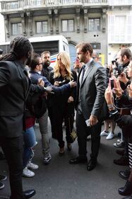 Michelle Hunziker e Aurora Ramazzotti come sorelle alla sfilata Trussardi 12