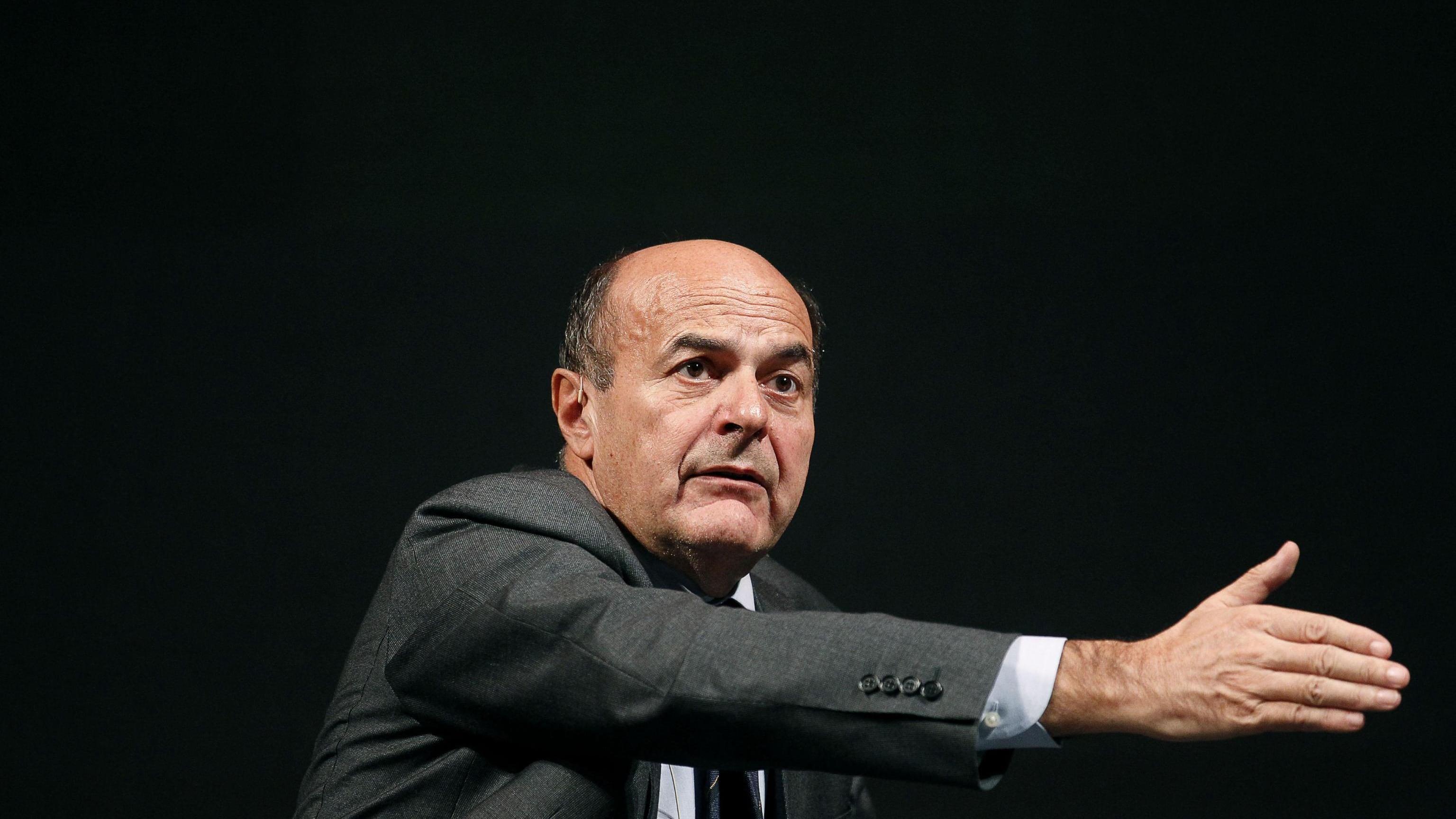 Pd, è guerra sui soldi "Bersani fa le primarie a spese del partito"