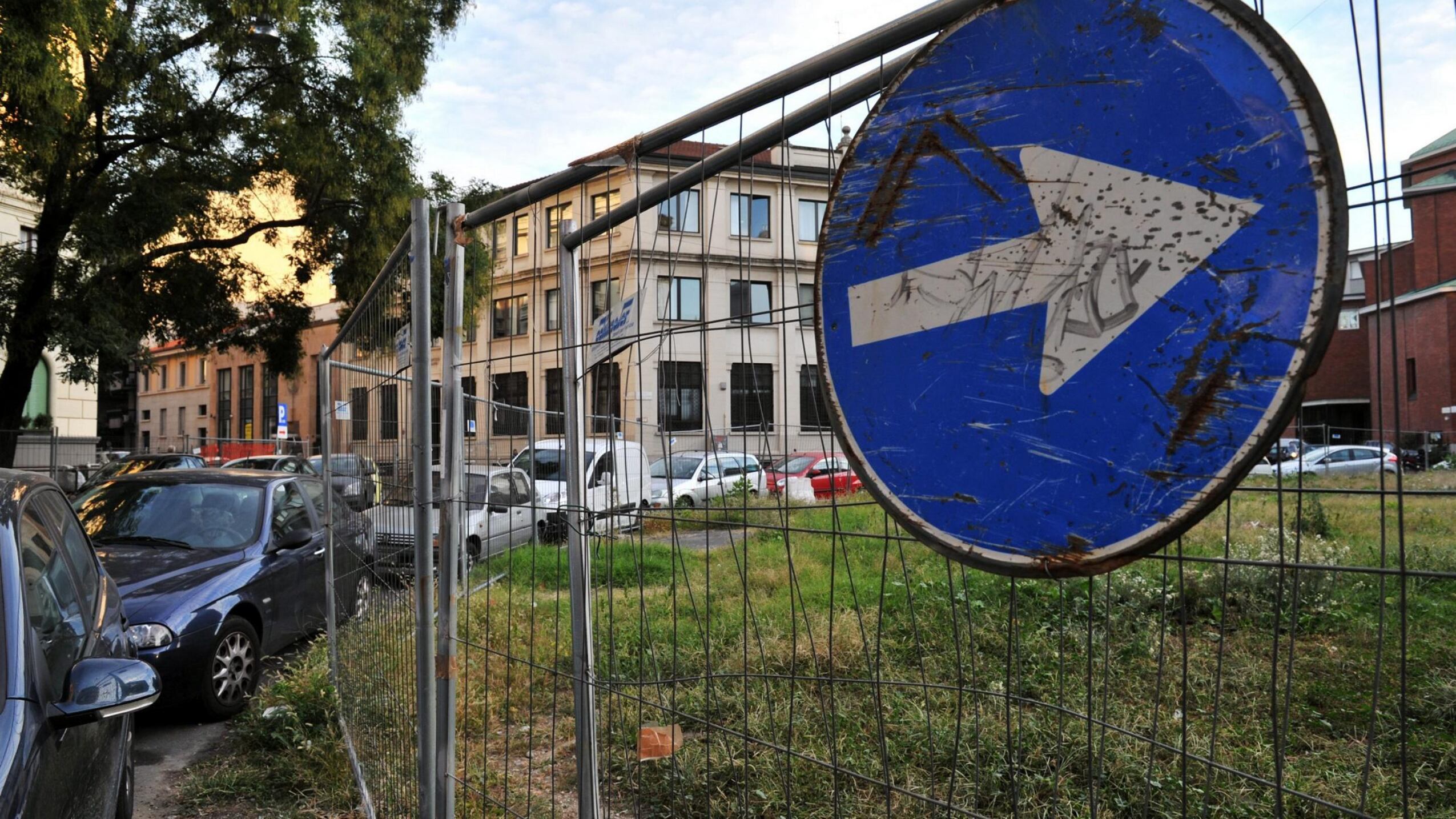 Piazza Bernini, la guerra dei box Via al ricorso contro il Comune