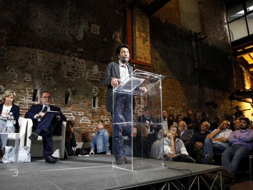 Cacciari: "Le primarie del Pd? Una stupidaggine..."