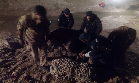Fano, artificieri rimuovono una bomba d'aereo innescata 15