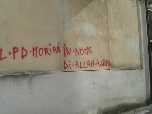 Ora l'Isis minaccia il Pd: "Allah vuole la tua testa"
