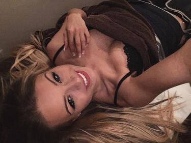 Mercedesz Henger, lato b e tintarella 13