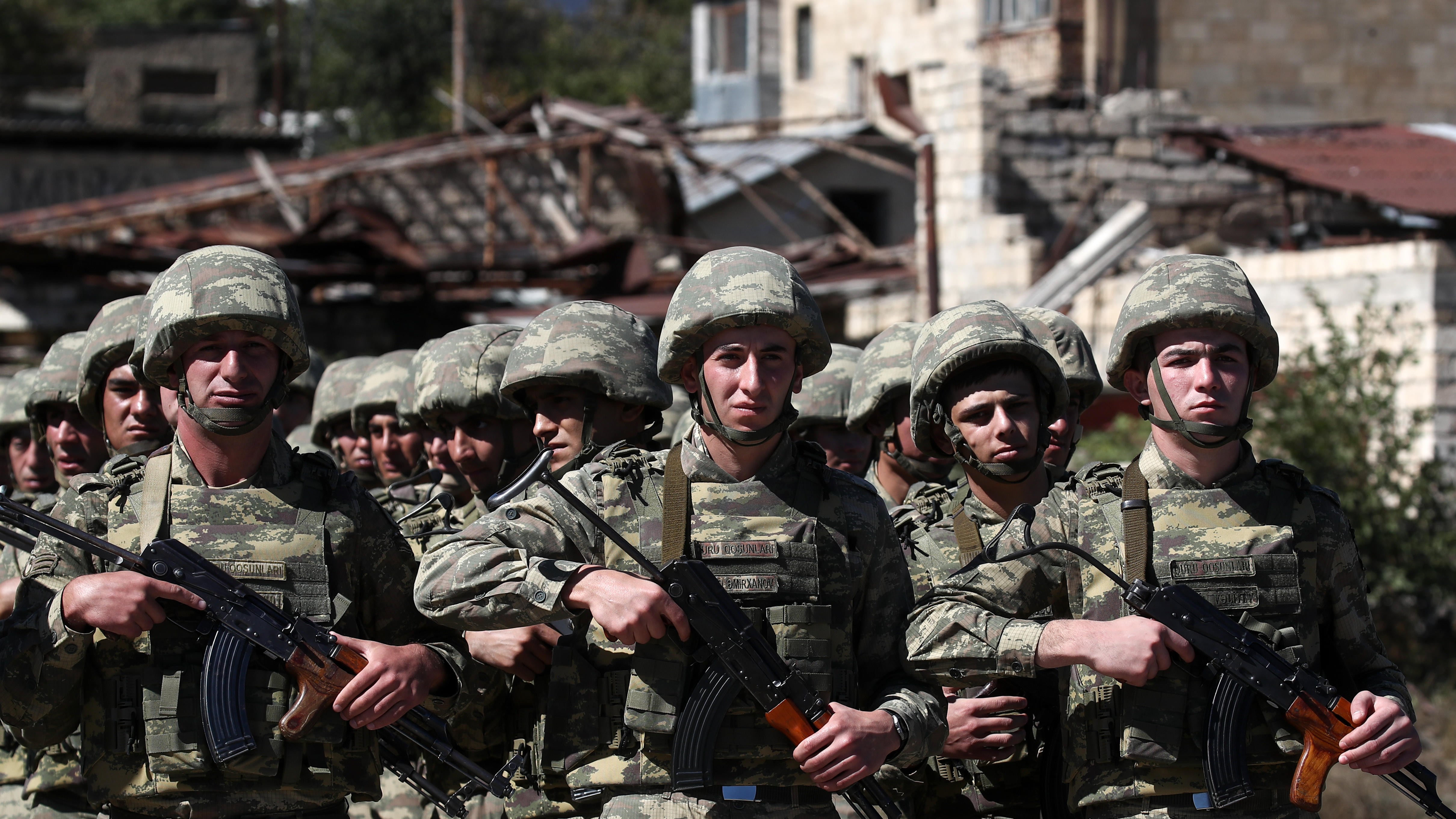 "Nuova guerra molto probabile": alta tensione tra Armenia e Azerbaigian