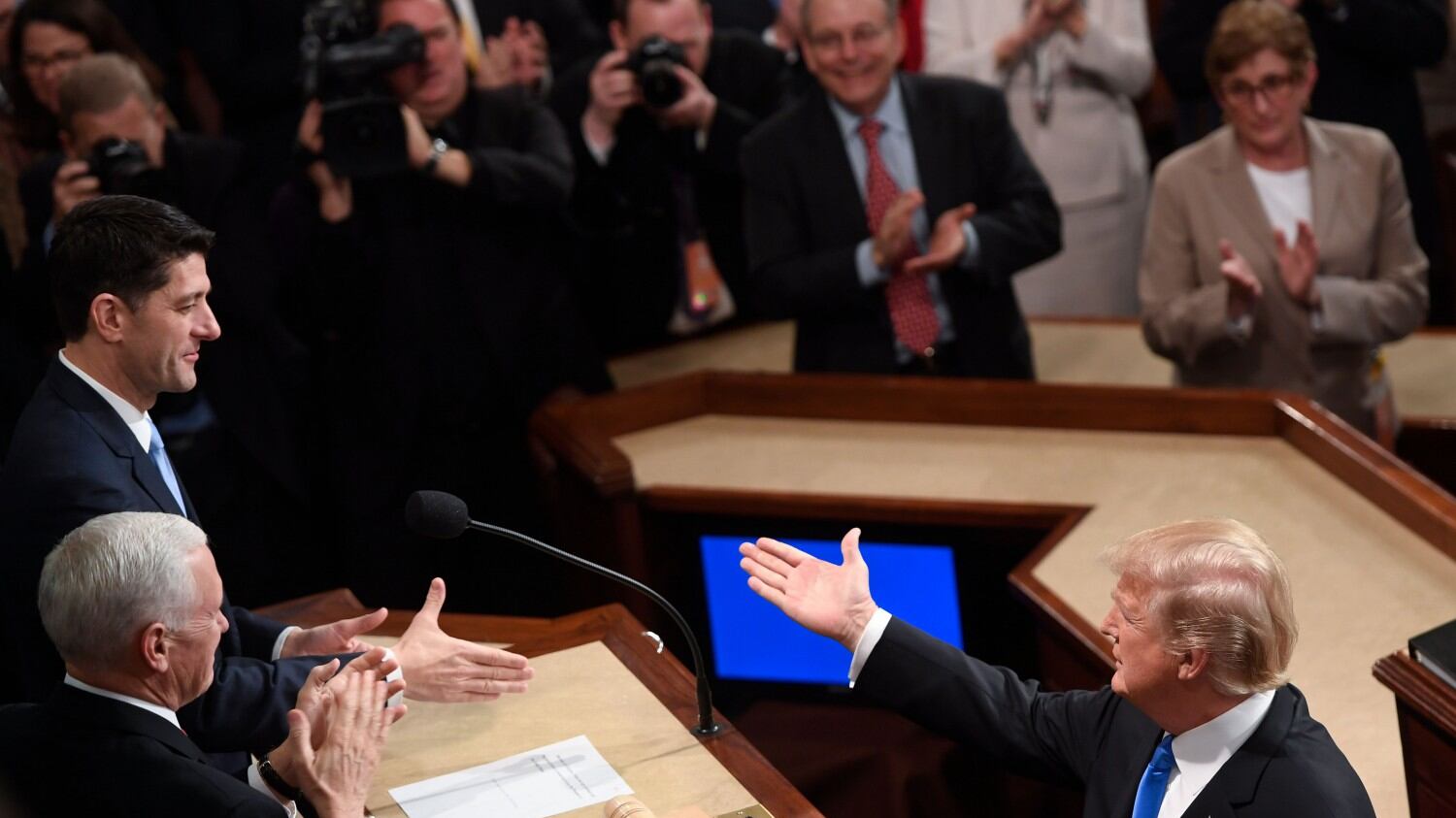 "Stiamo costruendo un Paese più sicuro, forte e orgoglioso"