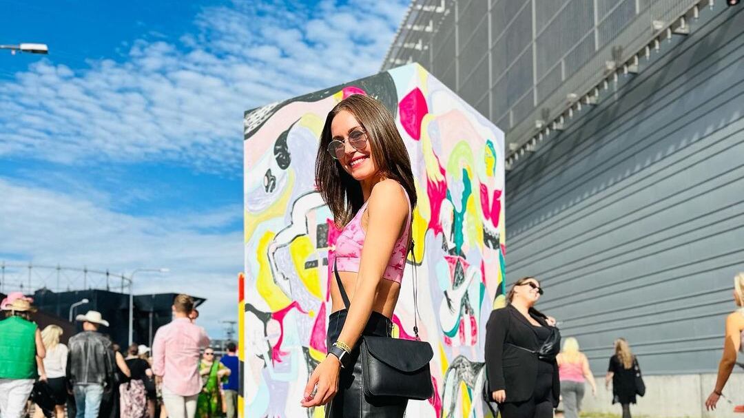 Party, divertimento e abiti sexy: la nuova vita della dem Sanna Marin