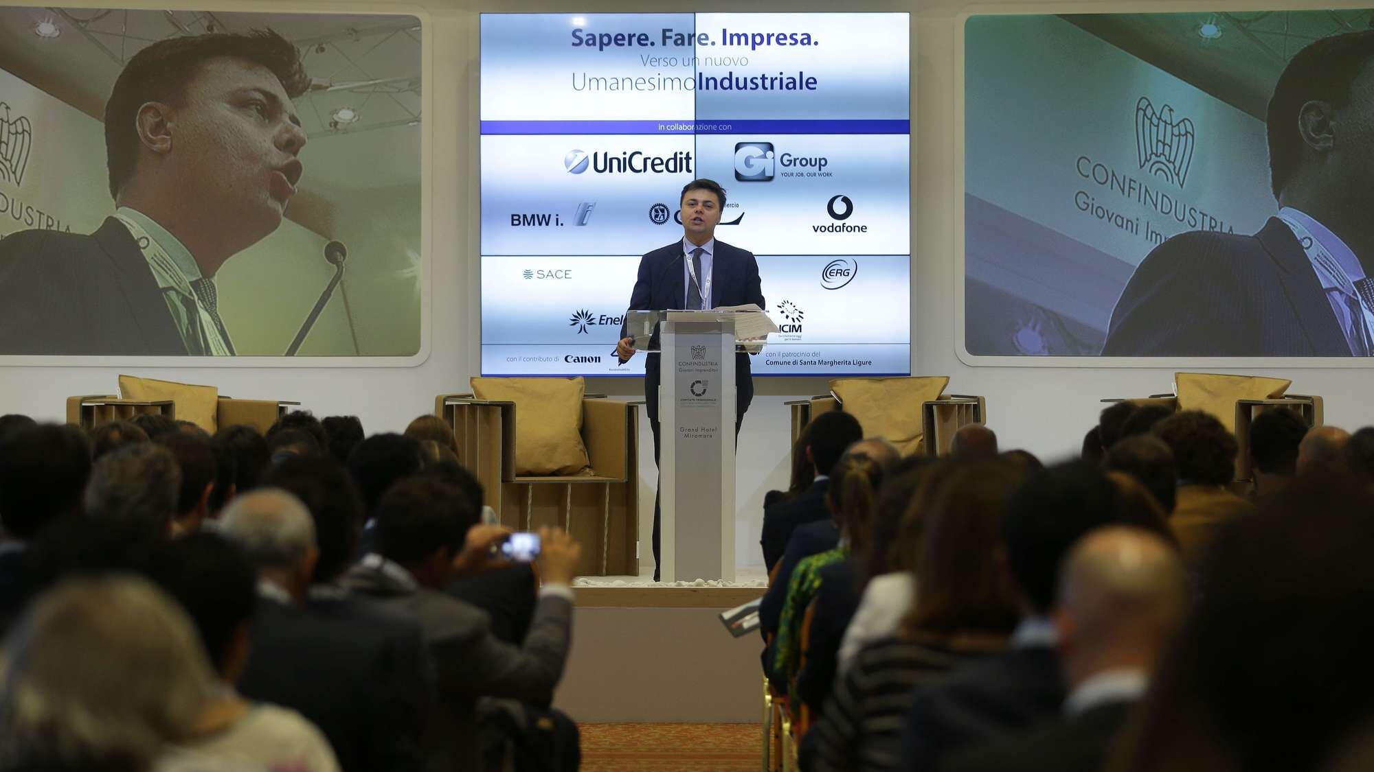 I giovani industriali: "Governo? Fiducia a tempo"