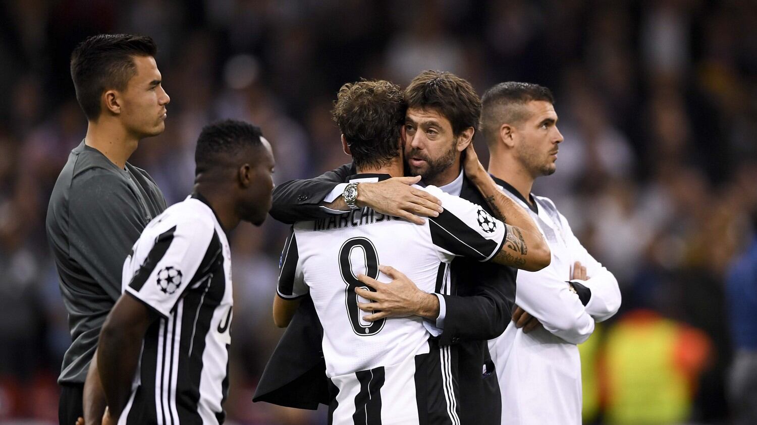 Juventus, Allegri: "Resto e ci riproveremo". Agnelli: "Bravi tutti lo stesso"