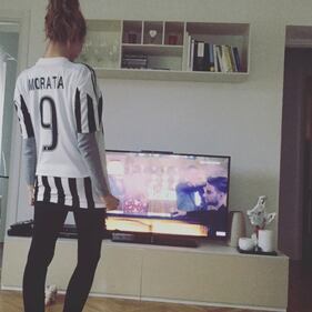 Valentina Allegri, selfie sexy per i fan 3