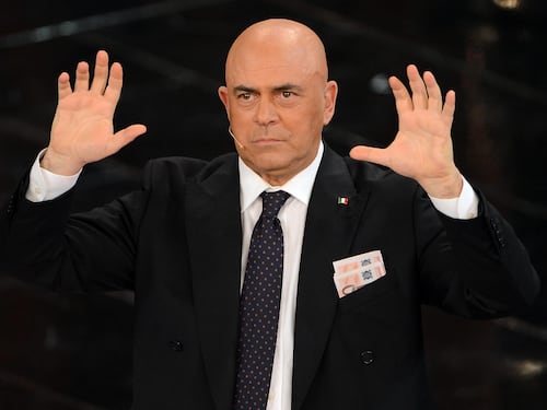 Retroscena / Fischi a Crozza. Gli autori: "Erano solo due...". Ma la polemica non si spegne