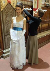 A Milano le debuttanti ballano il valzer. E c'è anche Cenerentola 41