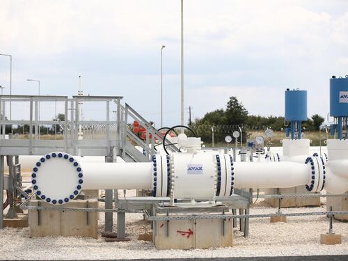 Gas, timori e stoccaggi. Dall'Ue 1 miliardo a Kiev e nuove sanzioni in vista