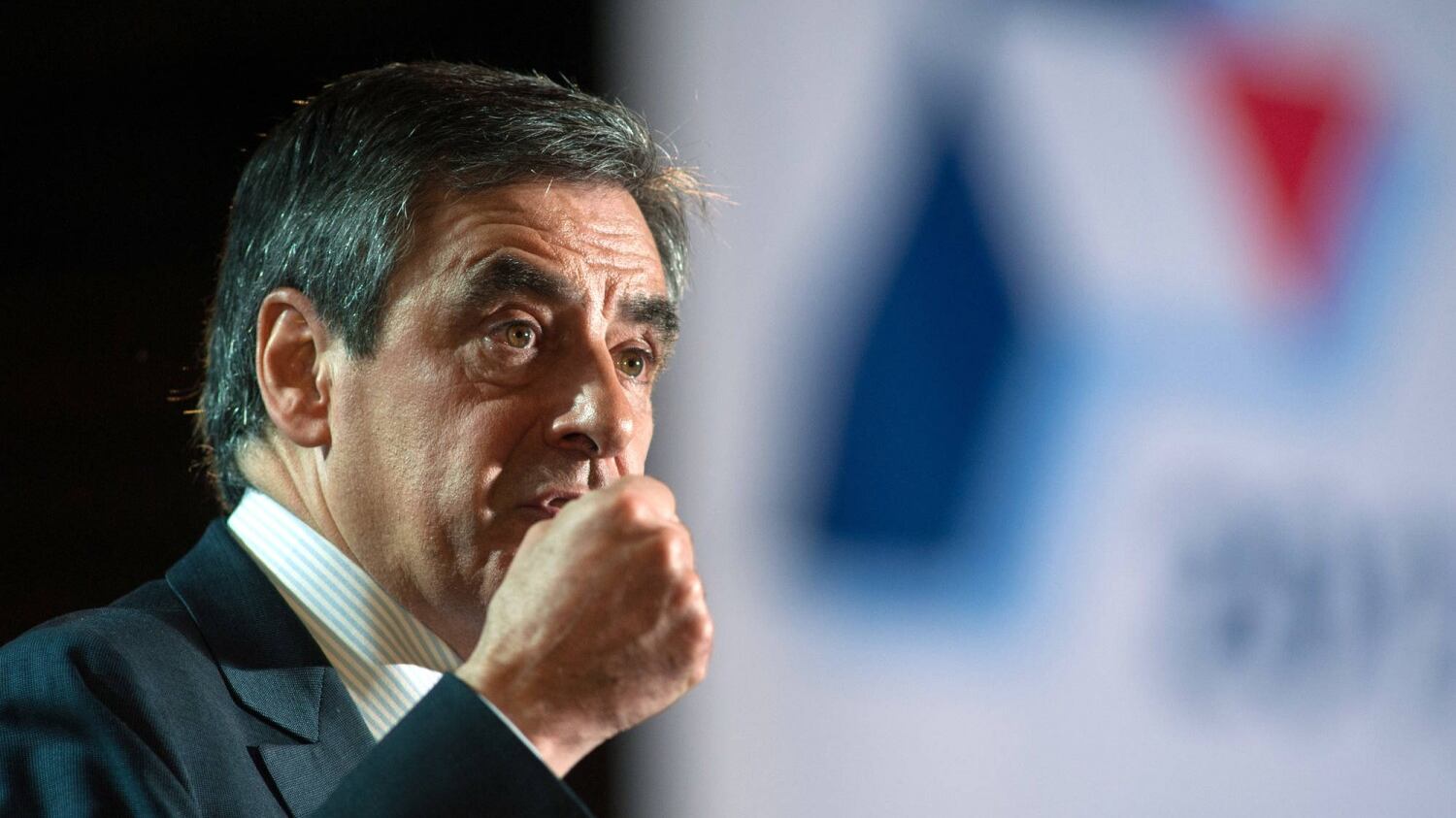 Fillon ormai azzoppato E la destra sarkozysta prova a rialzare la testa