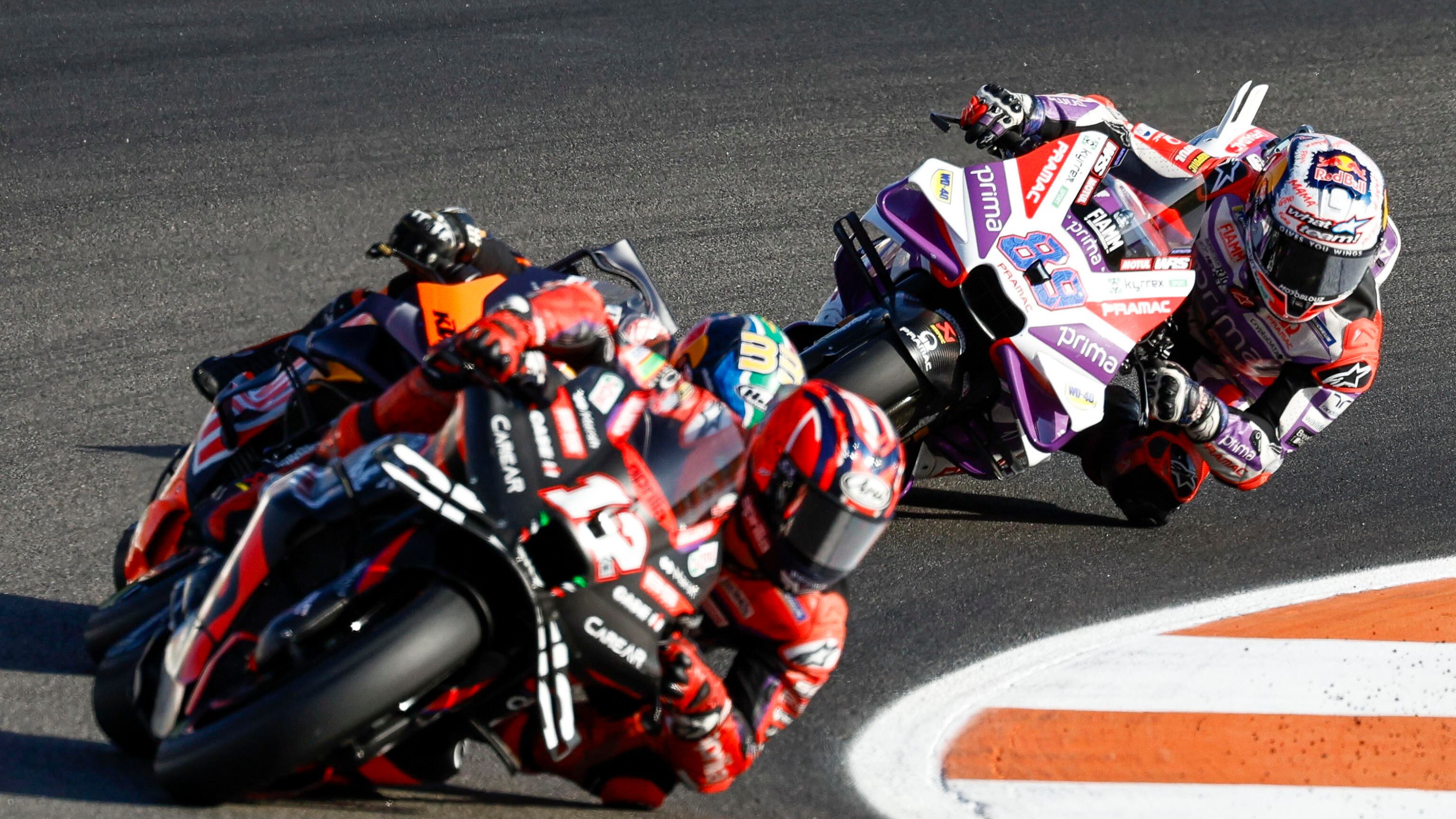 MotoGP Valencia, Martin vince la Sprint Race. Bagnaia solo quinto