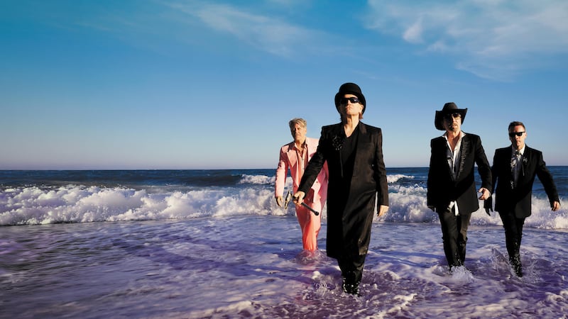 Cinquant’anni degli U2, cinque curiosità: il nuovo singolo, il volantino, il Live Aid, l’album fantasma e l’incursione al cinema