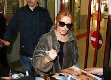 Kylie Minogue, la sexy principessa del pop 9