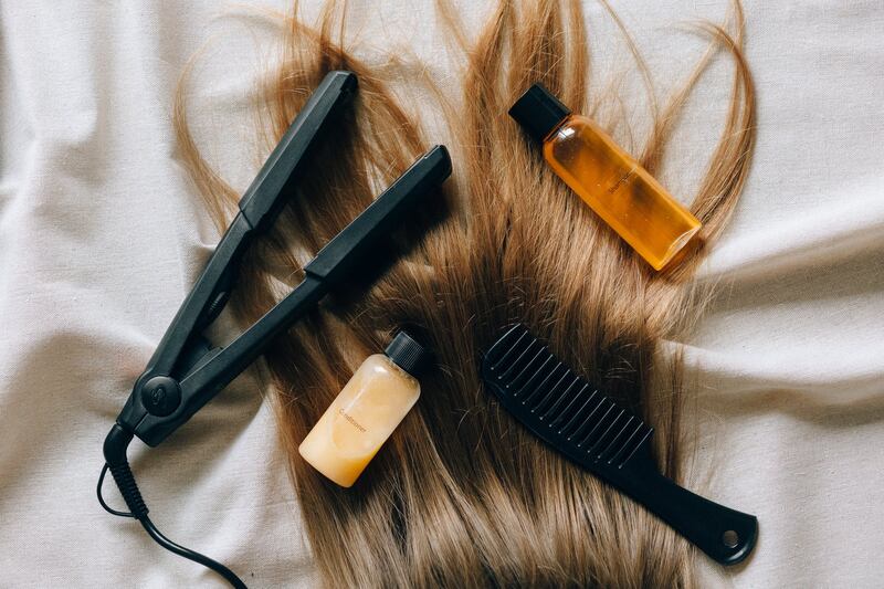 Maglioni fatti con i capelli: scatta la rivoluzione tessile