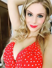 Francesca Cipriani e Cristina Del Basso, sexy insieme su Instagram 14