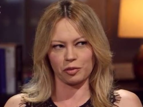 Anna Falchi: "Gli slip che mi sono tolta in tv? Li ha un feticista"