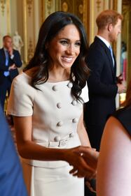 Meghan Markle elegante tra i futuri leader 6