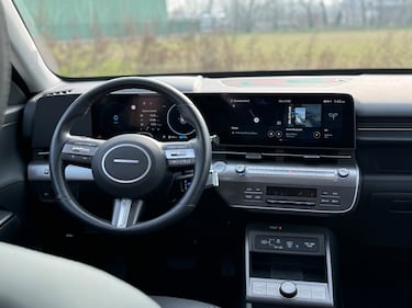 Hyundai Kona Electric: guarda la gallery del nuovo crossover elettrico da città 14