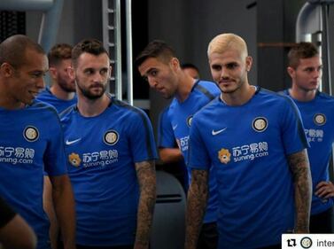 Icardi diventa biondo platino 2