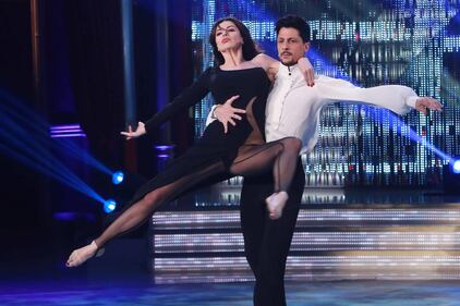 Alba Parietti sexy a Ballando con le Stelle 1