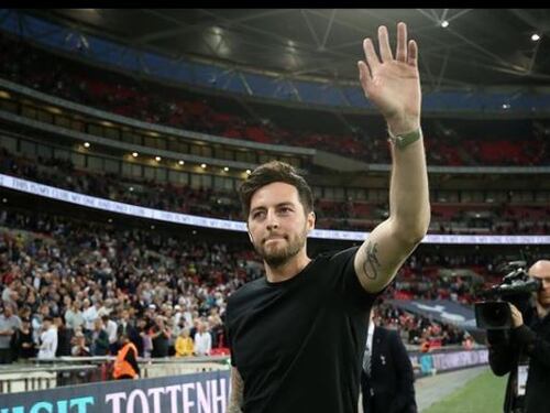 Mason torna in campo: dal ritiro forzato dal calcio alla panchina del Tottenham
