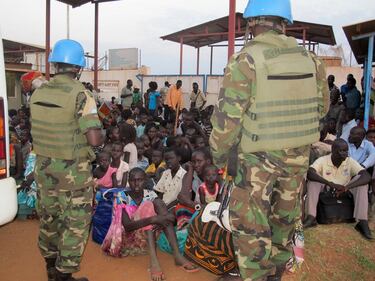 Sud Sudan, civili in fuga dagli scontri nel compound dell'Onu a Juba 6
