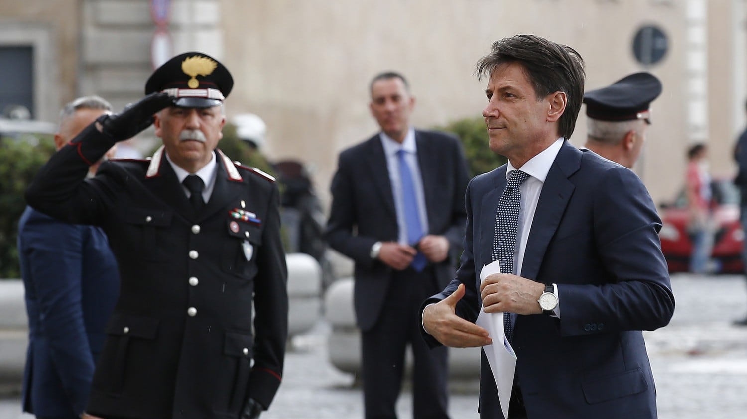 Lo spread sfonda quota 200. Conte incontra Visco a Bankitalia