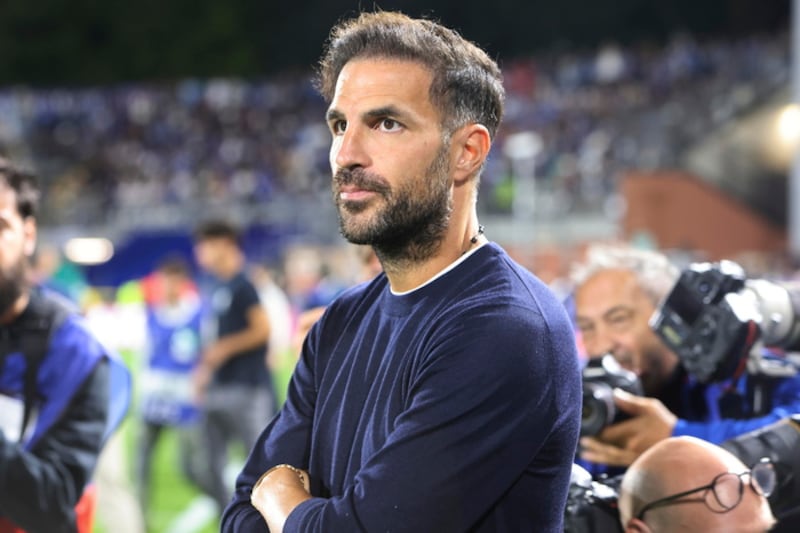 Gasp e Chivu guidano la classifica con Gattuso; Spalletti sa che la Juve può soltanto vincere a Cagliari; Fabregas è pronto a sorprendere la Roma all’Olimpico