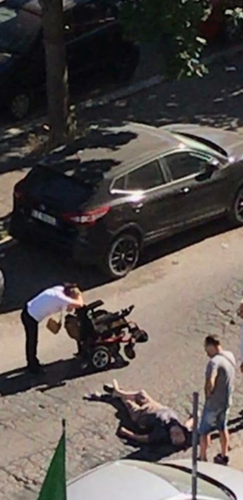 Disabile investito sulle strisce fantasma a Casal Bruciato 1