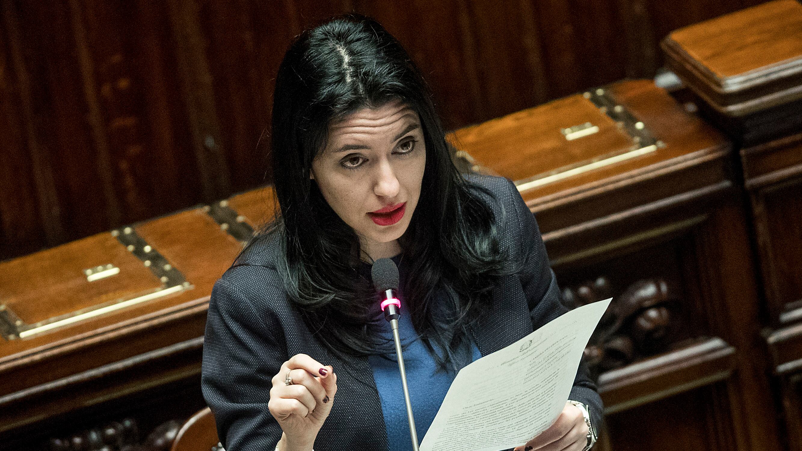 Bocciati i banchi dell'Azzolina