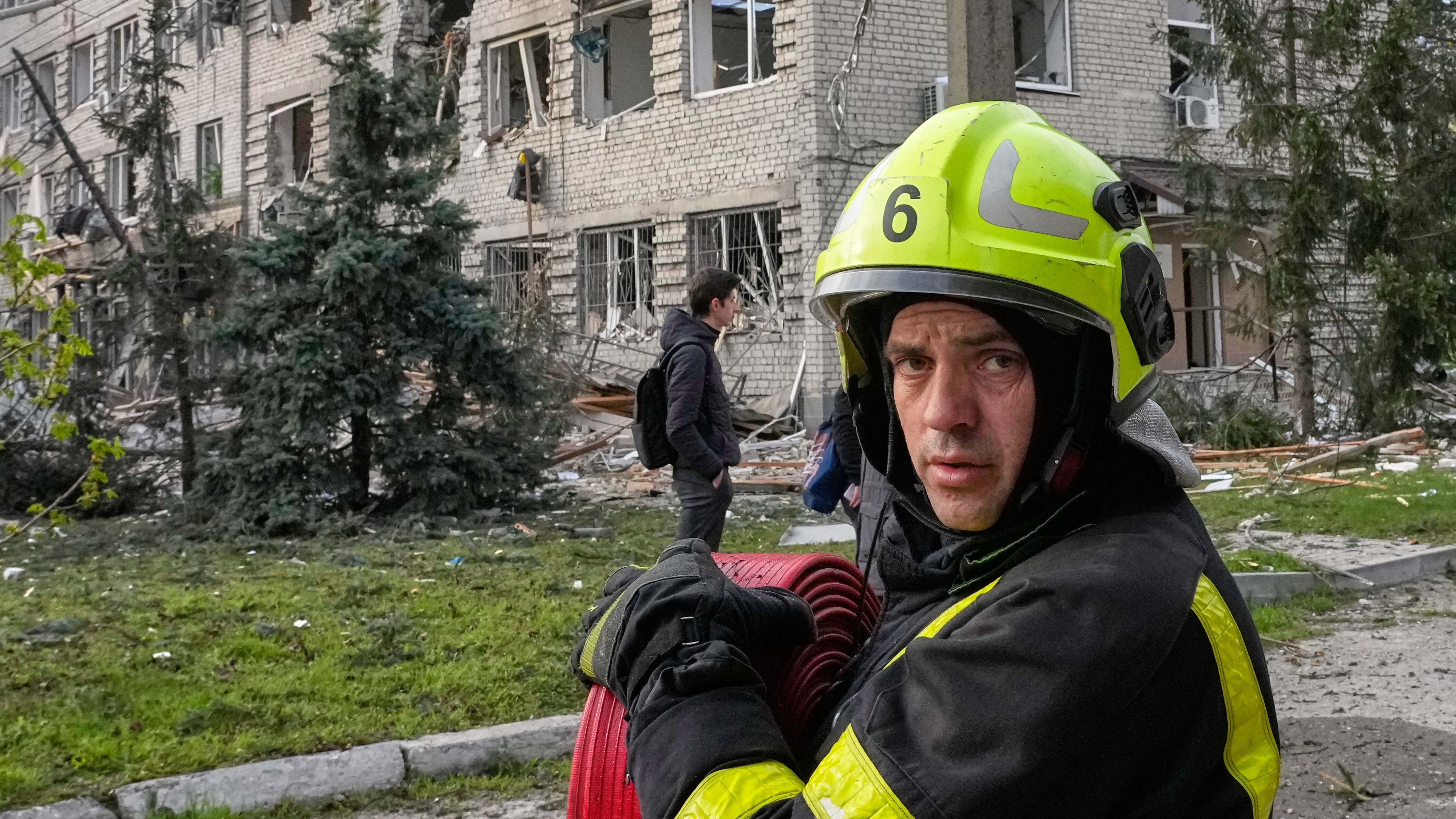 Kiev, notte di missili e stragi. Riparte l'escalation di Mosca