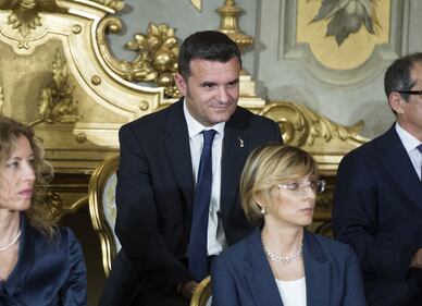 Cravatte gialle e verdi: il look dei nuovi ministri 5