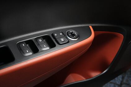Nuova Hyundai i10: fatele spazio! 10