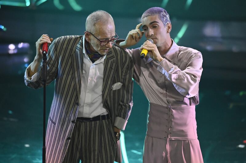 Sanremo 2024: ecco il look della quarta serata del Festival dei Bnkr44 6