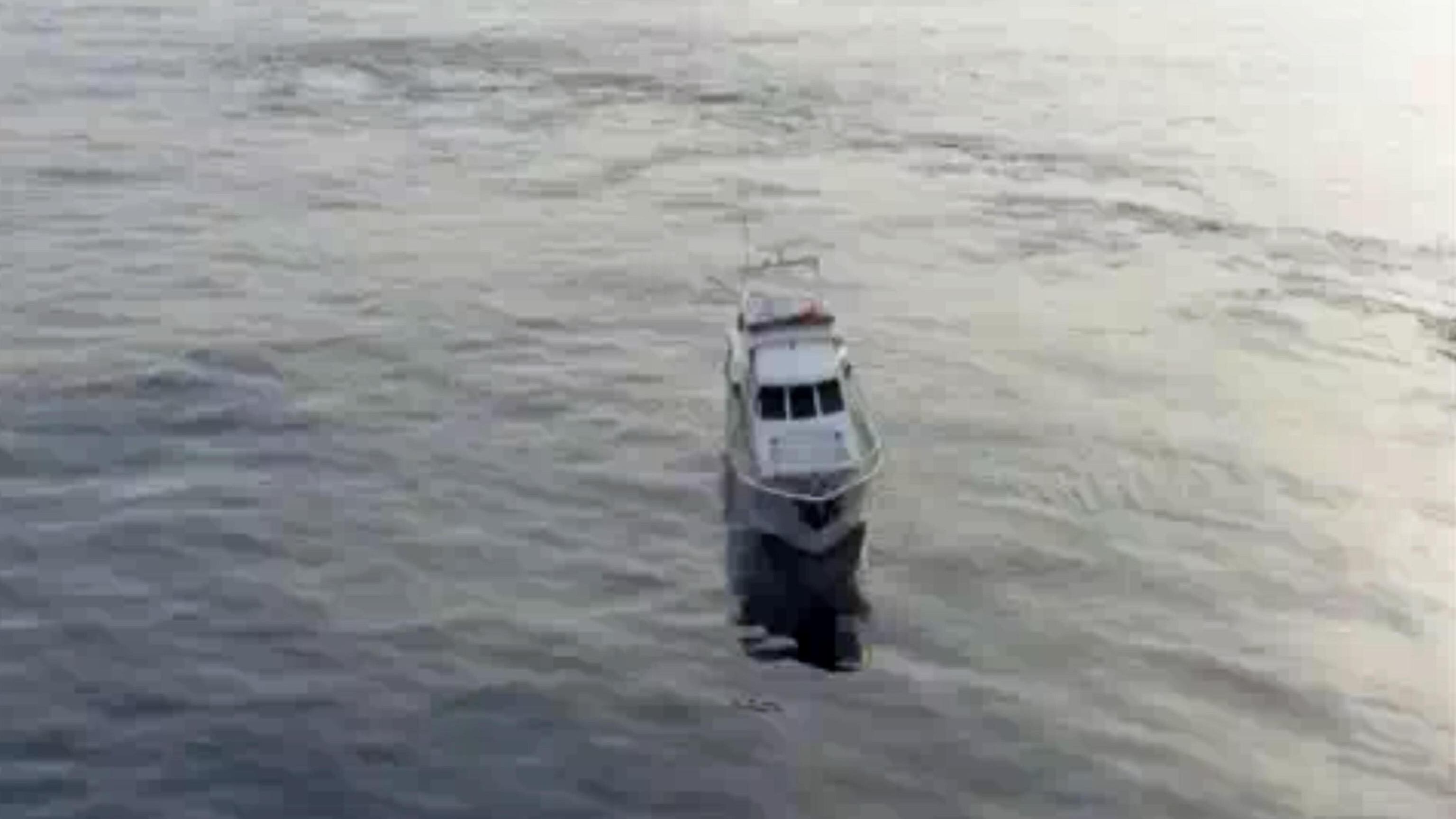 Basta carrette del mare: ora gli scafisti usano pure gli yacht di lusso