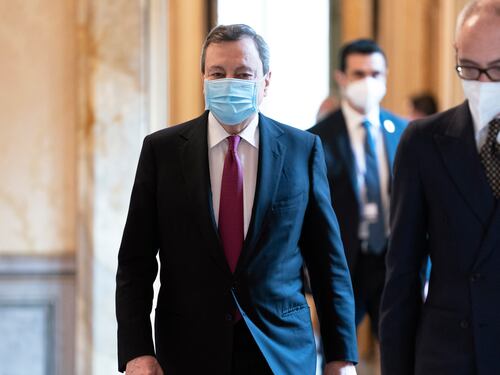 I timori del Colle: "Qui finisce come con Conte..."