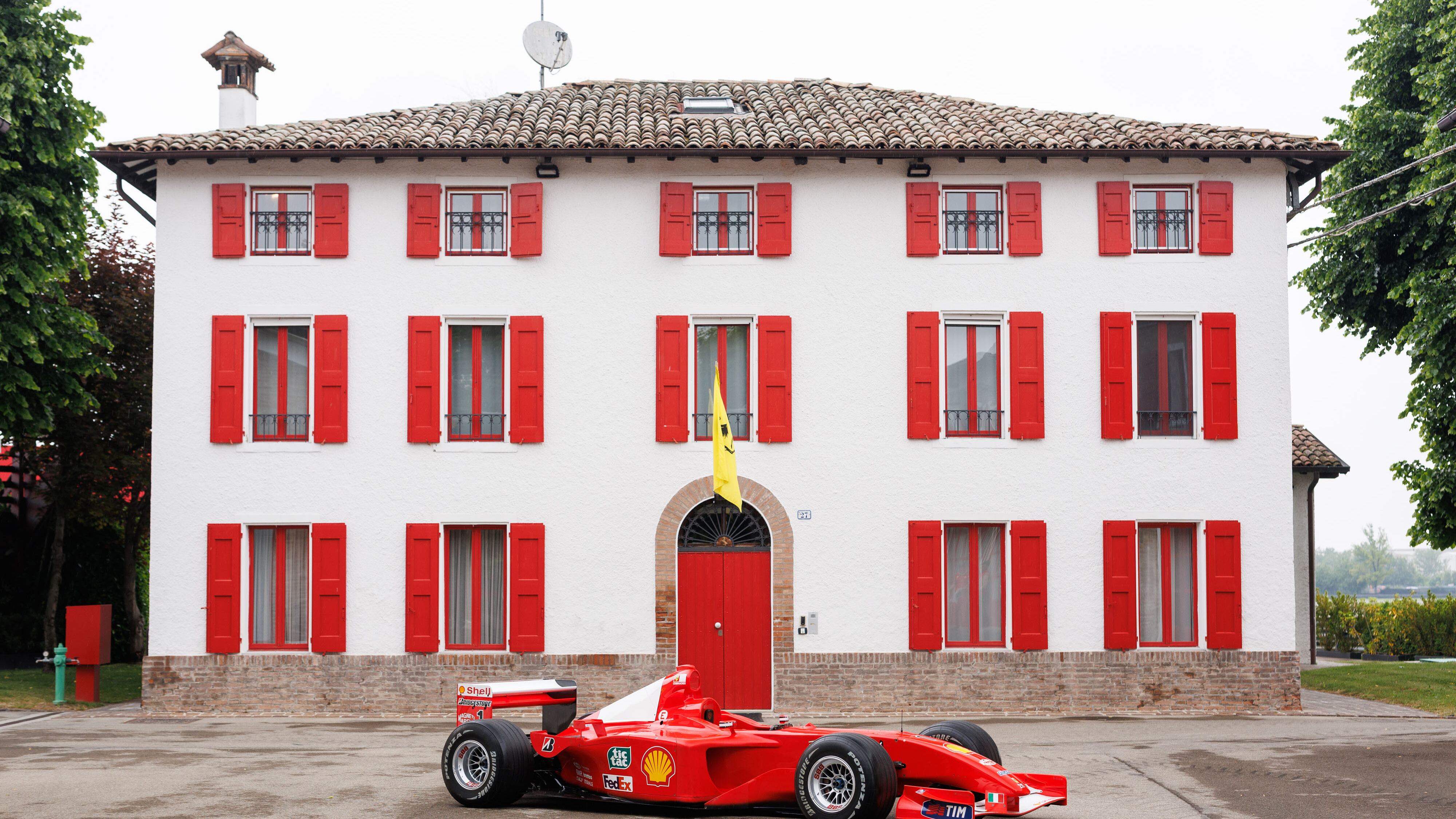La Ferrari del 2001 di Schumacher batte ogni record: ecco quanto è stata pagata