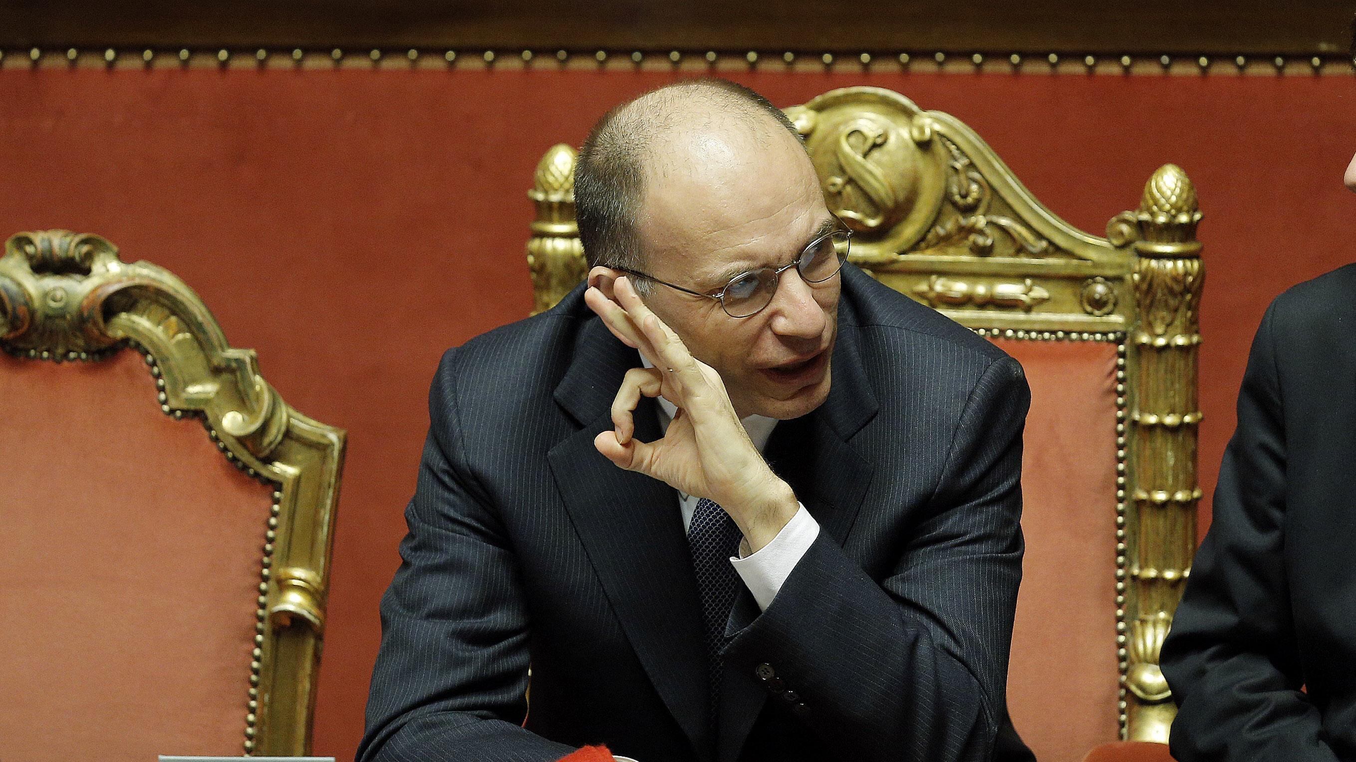 Letta ancora nel pantano: scoppia il caos sottosegretari