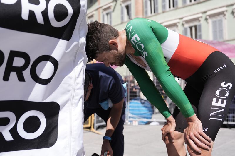 Giro 2024 tappa 7 Ganna arrivo