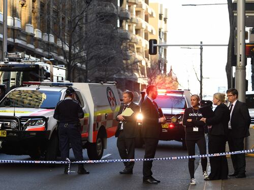 Attacco con coltello a Sydney: morta una donna